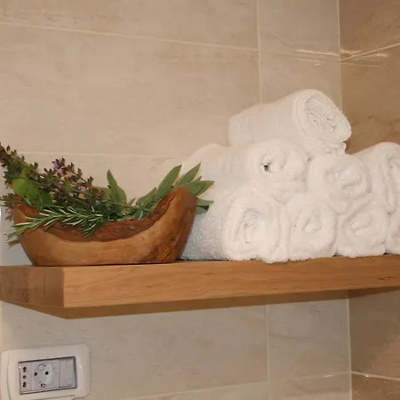 Olive Charm Apartman *