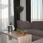 Olive Charm *